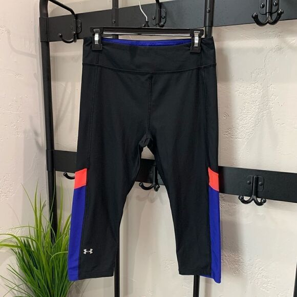 Under Armour heat gear compression legging Capri size medium - Picture 5 of 10